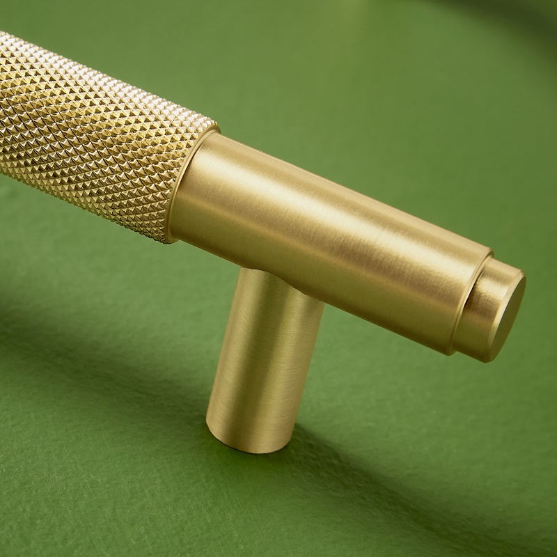 Scudo Knurled 160mm Handle - Brushed Brass Colour